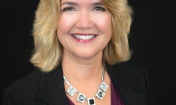 Fidelity National Title promotes title, escrow expert Diane Day to President/County Manager   