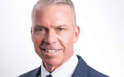 NAIOP Arizona Honors VanTrust Real Estate Executive Vice President and industry veteran Keith Earnest with 2022 Award of Excellence