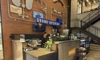 Huyer Club Concepts celebrates grand opening of new Bebida Express Coffee Café in Goodyear